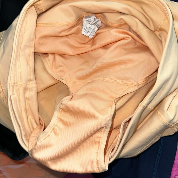 Lululemon Speed Up HR Short 4” Lined Swift Fabric Size 4 Summer Glow - Picture 3 of 5